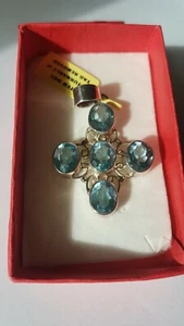 NEW NATURAL BLUE TOPAZ 925 STERLING SILVER PENDANT 10 CARAT CROSS - Picture 1 of 4