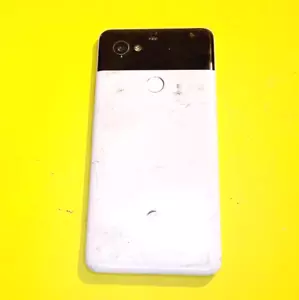 🔥 BROKEN? MISSING FRONT SCREEN 🔥 GOOGLE PIXEL 2 XL UNLOCKED ANDROID CELL PHONE - Picture 1 of 6
