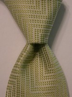 CHARLES TYRWHITT Men's 100% Silk Necktie Luxury CHEVRON ZigZag Green/White EUC