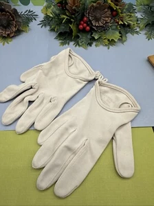 LOVELY CRESCENDOE 1950'S BEIGE COTTON DAY GLOVES-SZ 6.5-SCALLOPED WRISTS-MINTY - Picture 1 of 7