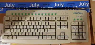 eMachines Wired Multimedia Keyboard eKB-5190A - Image 1 of 3
