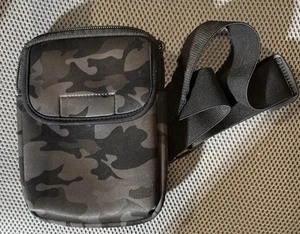 My Tagalongs Fanny Pack Travel Phone Pouch Camo Camouflage Neoprene 6" x 5" - Picture 1 of 4