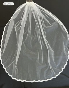 Ansonia Fingertip  Short Lace Edge Veil Style 632s Ivory MSRP $125 - Picture 1 of 4