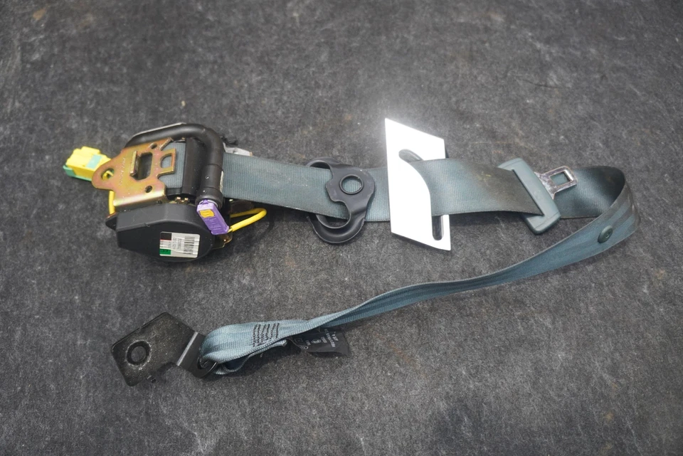 Rear Right Seat Belt Retractor Green 3W0857806A OEM Bentley Continental GT 2005 - Image 1 of 4