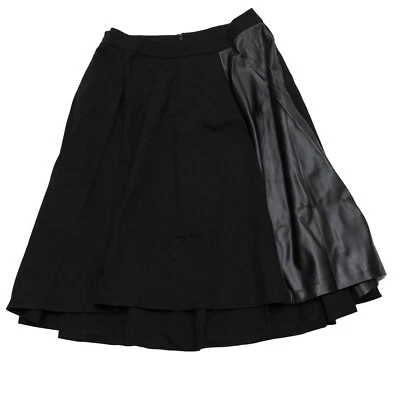 Falda negra debajo de la rodilla Carmen Marc Valvo talla 2 con inserción de cuero sintético Foto 1 de 4