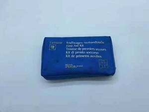 KIT DI PRIMO SOCCORSO AUTO GENERICO - Picture 1 of 5