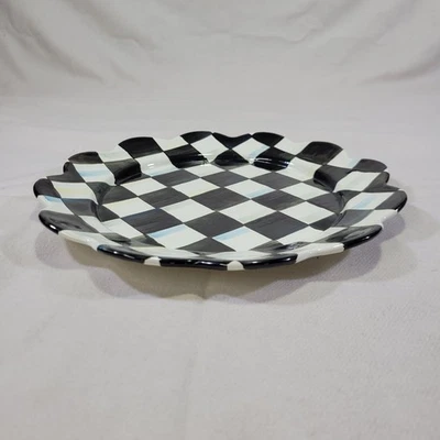 Plato de cena MacKenzie Childs Courtly Check 10,25" borde festoneado acero esmaltado Foto 1 de 4