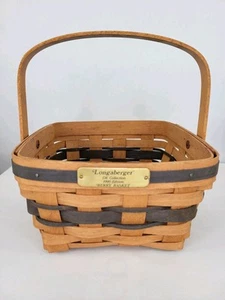 Longaberger J.W. Collection 1990 Edition Berry Basket Handle 8 1/2" x 8" x 5" - Picture 1 of 7