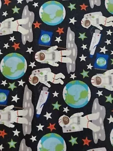 GLOW IN THE DARK ASTRONAUTS OUTER SPACE CAMELOT FABRICS KIDS QUILTING PATCHWORK - Picture 1 of 5