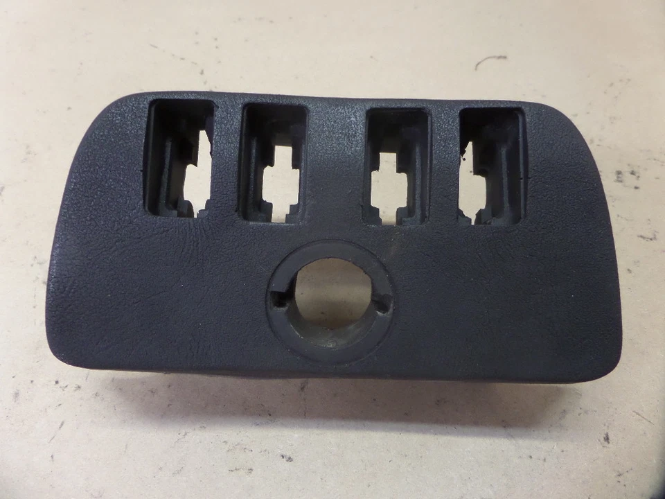 1988 BMW K75 T KEY HOLDER IGNITION LIGHT INDICATOR BRACKET MOUNT  — 第 1/4 张图片