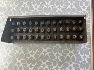 Vintage Stahlguss Alphabet Buchstaben/Zahlen Stanzen Stempel 1/4" mit Metallbox - Bild 1 von 18