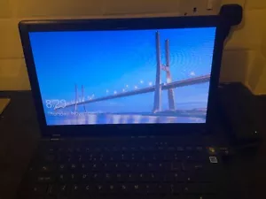 Sony Vaio VPCCW1S1E Centrino 2 2.13GHZ 4GB 320GB 14" Laptop. - Picture 1 of 12