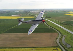 Supermarine Spitfire SM845 impresión en lona varios tamaños entrega gratuita - Imagen 1 de 1
