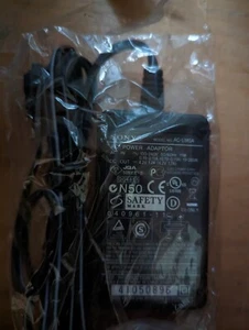 Adaptador de corriente alterna Sony AC-LM5A para cámaras DSC - Imagen 1 de 1