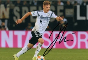 GERMANY & BAYERN MUNICH: JOSHUA KIMMICH SIGNED 6x4 ACTION PHOTO+COA - Picture 1 of 1
