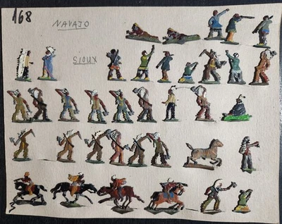 JUEGO DE 37 FIGURAS PLANAS DE ESTAÑO NAVAJOS Y SIOUX INDIOS NATIVOS AMERICANOS VINTAGE Foto 1 de 4