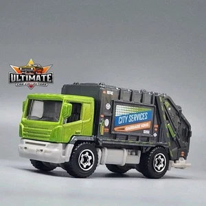 Modern Garbage Recycling Trash Truck Collectible 1/64 Scale Collector Car - Picture 1 of 9