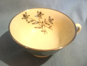 VTG LENOX~KINGSLEY by LENOX~X-445~PEDESTAL TEA COFFEE CUP~USA~REPLACEMENT - Picture 1 of 7