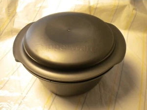 Tupperware Ultra plus Topf mit Deckel 2,5 l Mikrowelle Backofen kochen backen - Bild 1 von 9