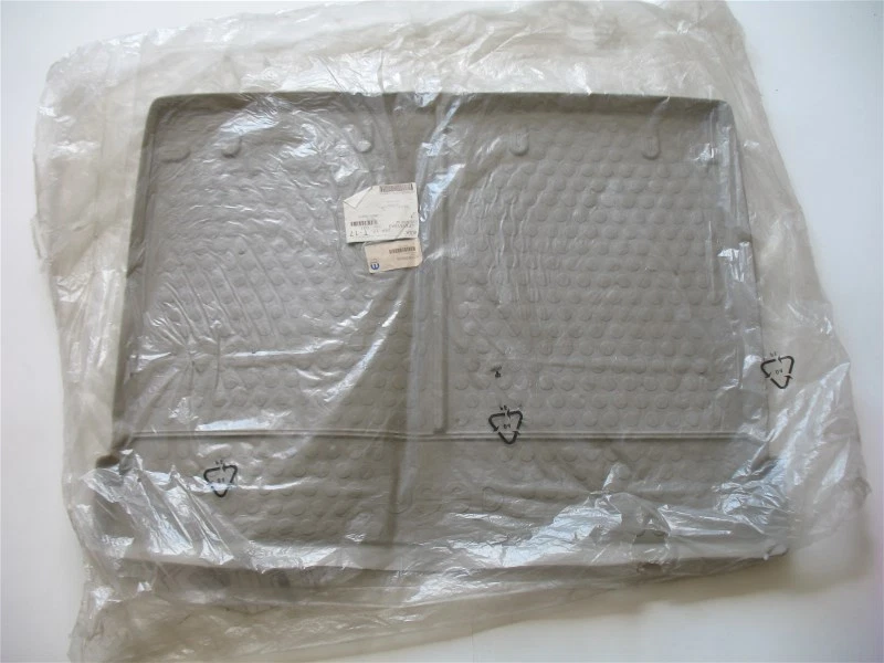 06 07 08 09 10 JEEP COMMENDER REAR TRUNK CARGO COVER FLOOR MAT TRAY RUBBER TAN - Image 1 of 1