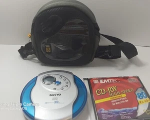 RARE SANYO portable cd player CDP252 COMPACT DISC 300SEC. ANTY SKIP PROTECTION. - Picture 1 of 10