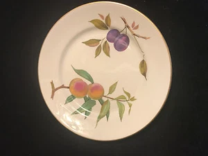  Royal Worcester Evesham 87901 Dinner  Plate - Picture 1 of 3