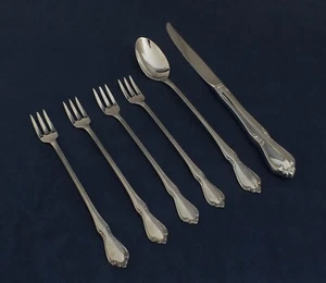 ONEIDA stainless CHATEAU, 6 mixed lots, shiny & bright! LotAb1 - Picture 1 of 2