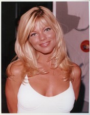 Donna D'errico 8x10" Photo A7421