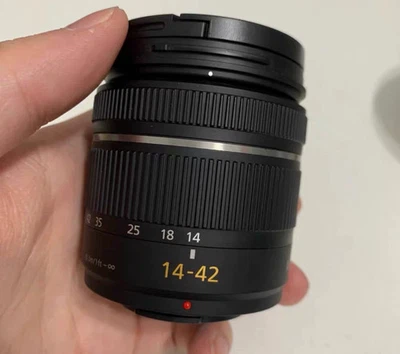 Panasonic Lumix G Vario 14-42mm f/3.5-5.6 Mega OIS Lens - Black Tested - Image 1 of 4