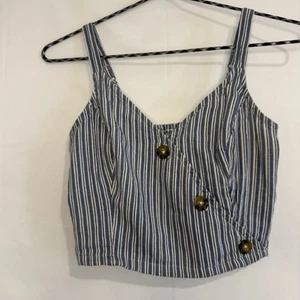 Hollister Women’s Small Blue Stripe Boho Crop Tank Top Buttons - Picture 1 of 5