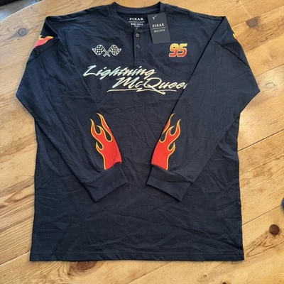 Camiseta Disney Pixar Cars Lightning McQueen Flame Manga Larga BoxLunch MEDIANA Foto 1 de 4