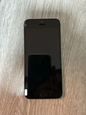 iPhone SE – 64 GB – Spacegrau – Abnutzungsspuren – Voll funktionsfähig - Bild 1 von 4