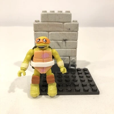 MEGA CONSTRUX TMNT FIGURA DE MICHELANGELO DE MIKEY KITCHEN CHAOS SET DXY13 2016 Foto 1 de 4