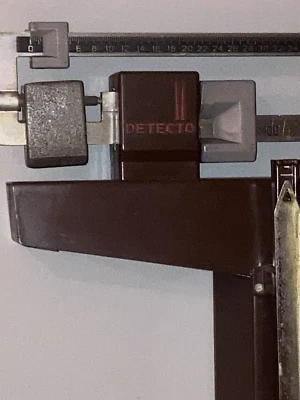 Escala médico Detecto Foto 1 de 2