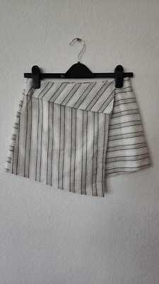 Urban Outfitters Shorts New Size Small Linen Spring Skort Classy Wrap Beige - Image 1 of 4