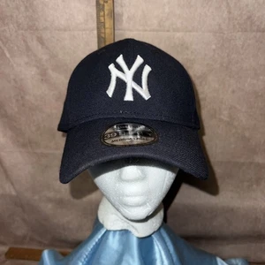 New York Yankees New Era 39thirty Hat Medium/Large - Picture 1 of 6