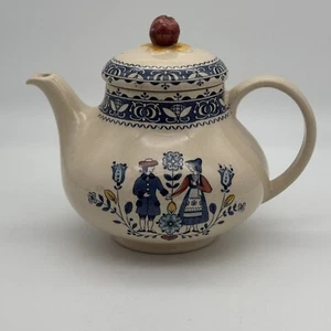 Vintage Johnson Bros Staffordshire Herzen & Blumen Eisenstein Teekanne - Bild 1 von 8
