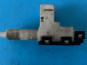 1984-1992 Corvette STOP LIGHT SWITCH USED GM 25529860 - Bild 1 von 1