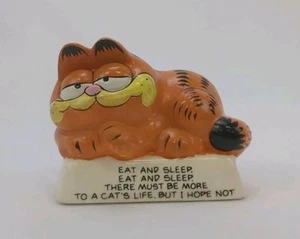 Estatuilla de cerámica vintage Garfield 1981 Enesco “Eat and Sleep” - Imagen 1 de 8