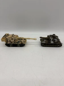 2 carri armati militari mimetici pressofusi/plastica pull back esercito americano verde 4050B/sabbia 11SFOR - Foto 1 di 11