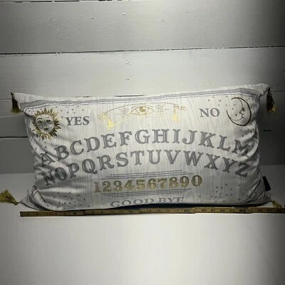Cynthia Rowley Pluma Curiosa Halloween Ouija Tabla Juego de Almohadas 17" x 30" Foto 1 de 4