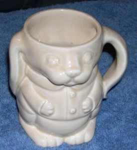 WADE KERAMIK - Porzellan Hase Becher/Tasse, 4 3/8" hoch - Bild 1 von 1
