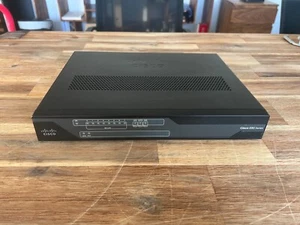 Cisco C892FSP-K9 890 Series Integrated Services Router with Security and Gigabit - Afbeelding 1 van 3