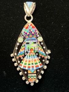INDIAN KACHINA Micro Intarsio Argento Sterling ARTE Ciondolo Multipietra - Foto 1 di 7