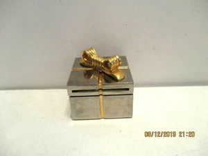 Miniature Gift Box Quartz Clock Picture Frame Silver and Gold Tone Metal - Picture 1 of 5