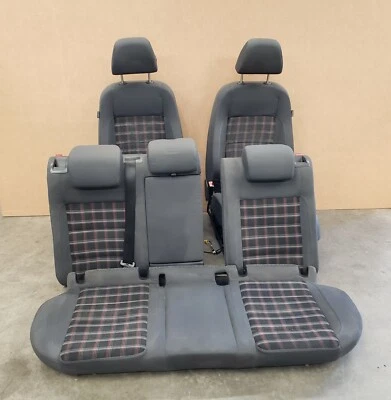 07-09 VOLKSWAGEN GTI 4 portas dianteiro direito esquerdo e traseiro conjunto completo de assentos 457 OEM - Imagem 1 de 4