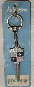 LLAVE CON LOGO STUDEBAKER ORIGINAL TEMPRANO NOS SIN CORTAR en TARJETA ORIGINAL H925 - Imagen 1 de 7