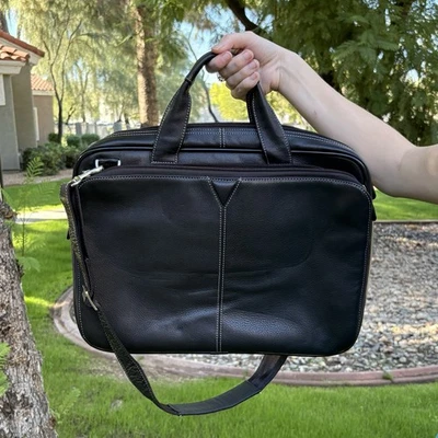 Maletín de cuero negro Johnston Murphy muy limpio excelente estado Foto 1 de 4