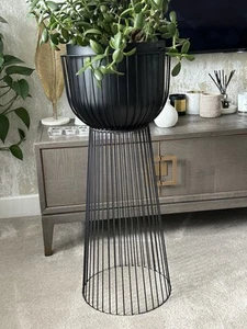 Design Vintage Large Black Metal Plant Stand & Bowl - Picture 1 of 3
