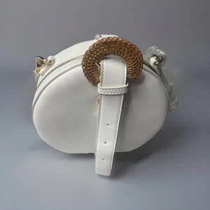 NEW Urban Expressions Woman Handbag Purse Francesca’s White Wicker Round - Picture 1 of 15